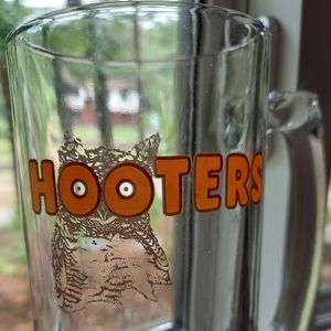 Hooters large beer mug vintage owl